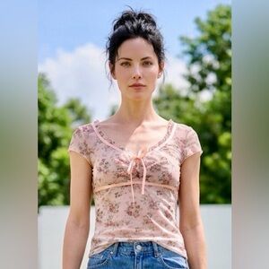 Woman’s Floral Sheer Lace-Trim Cap Sleeve Top in Pink Med & Lrg NWOT